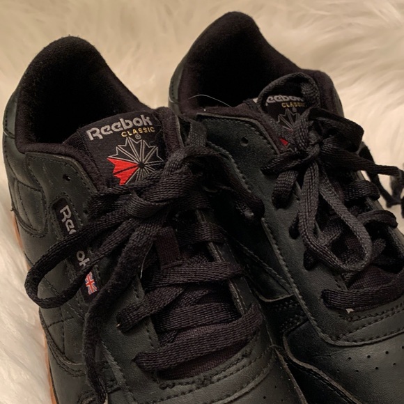 Reebok Kids Black Sneakers with Brown Soles - Picture 7 of 9